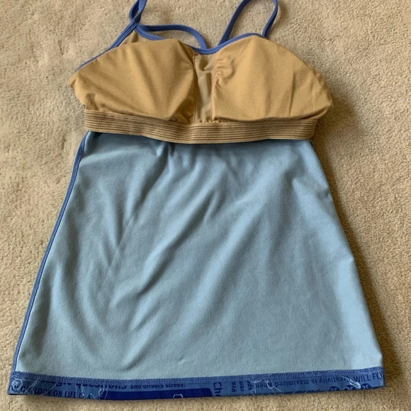 Lululemon Power Y Tank Top, blue padded size 4 - Picture 11 of 13